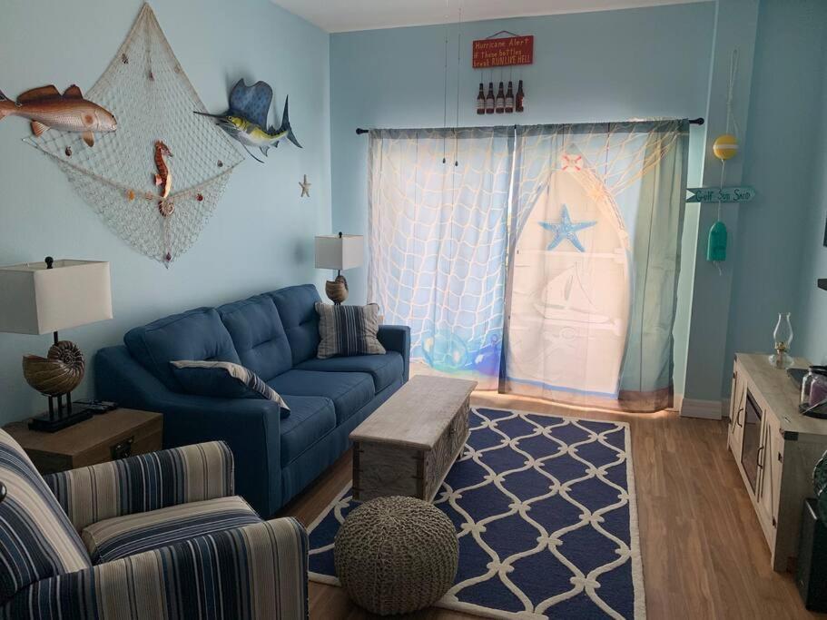 Gulf Coast Gold Private Condo - 2Bed, 2Bath, Sleep 6, Across Street From Beach, Balcony Views Of Sunsets, Beach & Gulf, Pool, Gym St. Pete Beach Bagian luar foto
