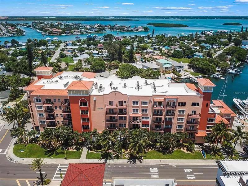 Gulf Coast Gold Private Condo - 2Bed, 2Bath, Sleep 6, Across Street From Beach, Balcony Views Of Sunsets, Beach & Gulf, Pool, Gym St. Pete Beach Bagian luar foto