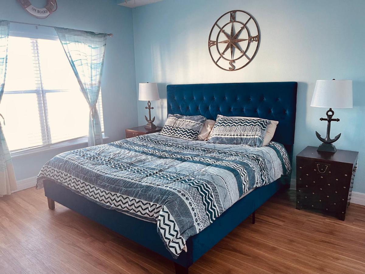 Gulf Coast Gold Private Condo - 2Bed, 2Bath, Sleep 6, Across Street From Beach, Balcony Views Of Sunsets, Beach & Gulf, Pool, Gym St. Pete Beach Bagian luar foto